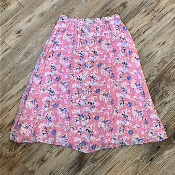 Dresses & Skirts - Pink Button Up Floral Skirt Size S NWOT